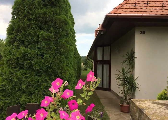 Marta Guest House